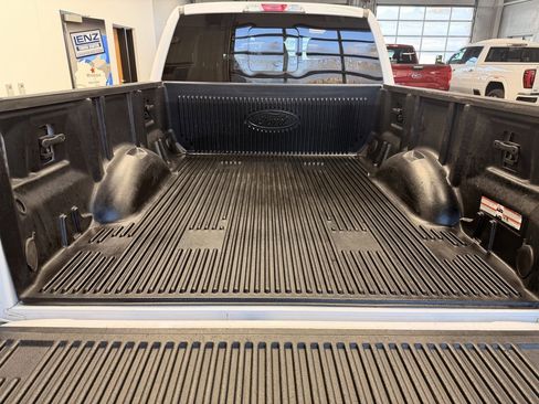 Used 2016 Ford F150 XLT w/ Equipment Group 302A Luxury image 8