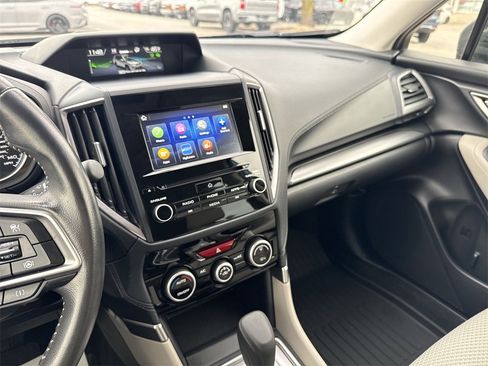 Used 2023 Subaru Forester Premium image 20