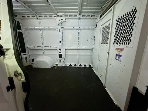 Used 2017 RAM ProMaster 2500 w/ Premium Appearance Group image 19