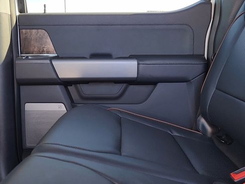 New 2026 Ford F250 Lariat w/ Black Appearance Package image 16