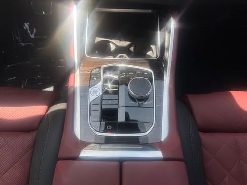 Certified 2026 BMW X6 xDrive40i AWD/4WD image 25