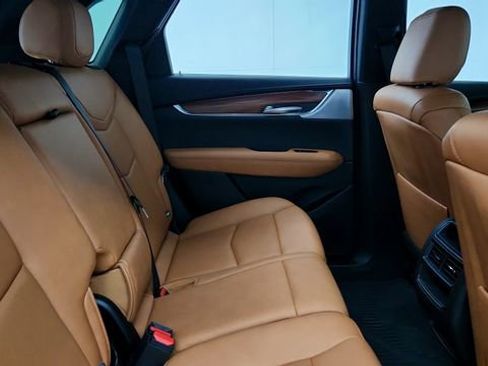 Certified 2023 Cadillac XT5 Premium Luxury image 22