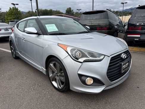 Used 2014 Hyundai Veloster Turbo image 7