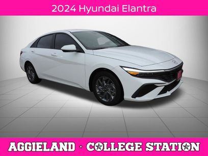 Used 2024 Hyundai Elantra SEL