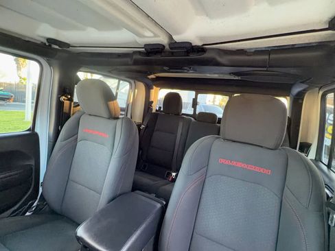 Used 2021 Jeep Gladiator Rubicon w/ Trailer Tow Package image 16