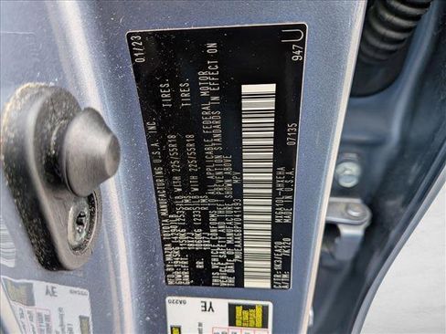 Used 2023 Toyota Corolla Cross XLE image 22