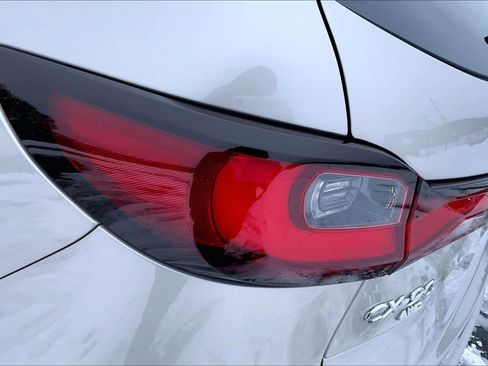 Used 2024 MAZDA CX-90 Plug-In Hybrid w/ Premium Pkg image 28