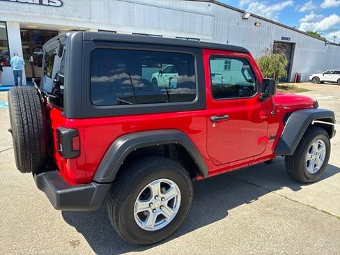 Used 2023 Jeep Wrangler Sport AWD/4WD image 8