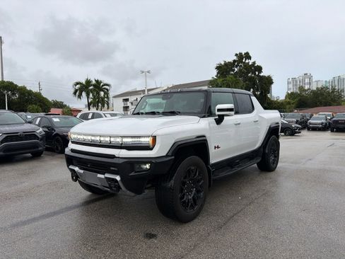 Used 2025 GMC Hummer EV 2X w/ LPO, Sport Package AWD/4WD image 1
