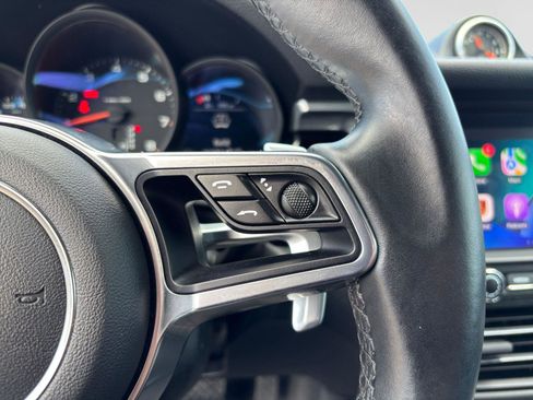 Used 2019 Porsche Macan AWD/4WD image 27