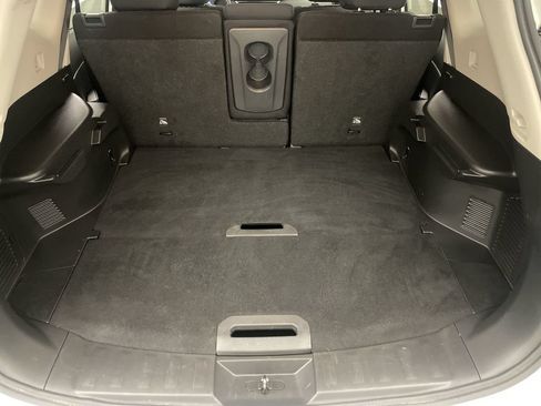 Used 2020 Nissan Rogue S AWD/4WD image 17