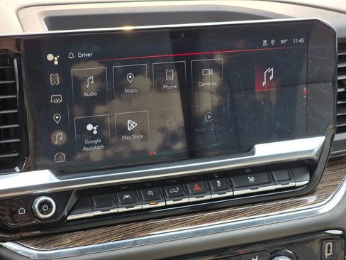 Used 2023 GMC Sierra 1500 SLE image 28