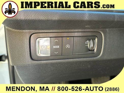 New 2026 Chevrolet Traverse LT w/ Midnight/Sport Edition FWD image 22