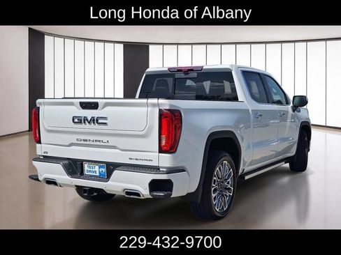 Used 2024 GMC Sierra 1500 Denali Ultimate AWD/4WD image 4