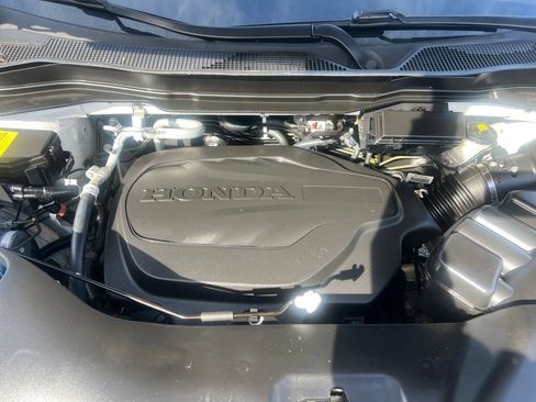 Used 2022 Honda Pilot TrailSport image 22