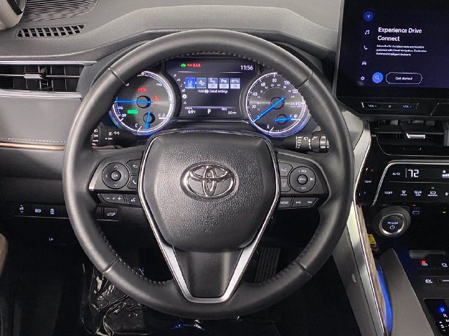 Used 2024 Toyota Venza XLE AWD/4WD image 18