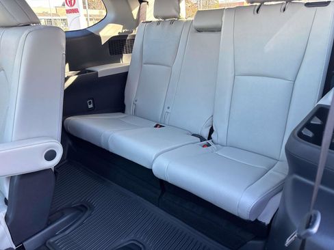 New 2026 Toyota Grand Highlander Limited image 7