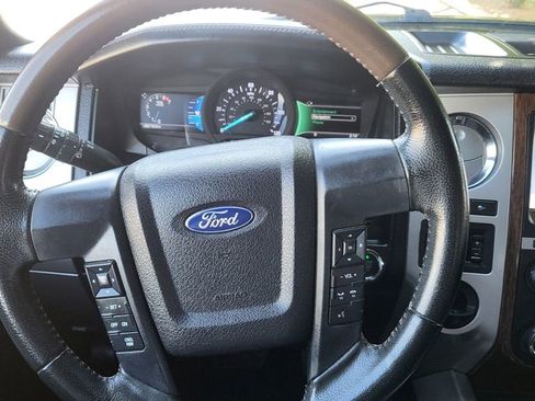 Used 2017 Ford Expedition King Ranch image 32