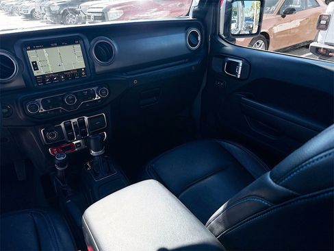 Used 2023 Jeep Wrangler Unlimited Rubicon 4xe w/ Steel Bumper Group image 26