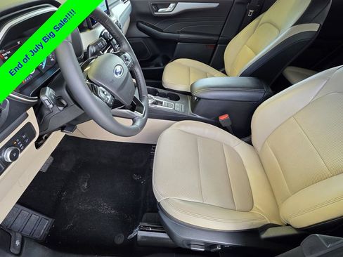 Used 2022 Ford Escape SEL FWD image 8
