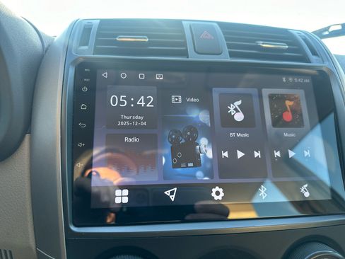 Used 2010 Toyota Corolla LE image 11