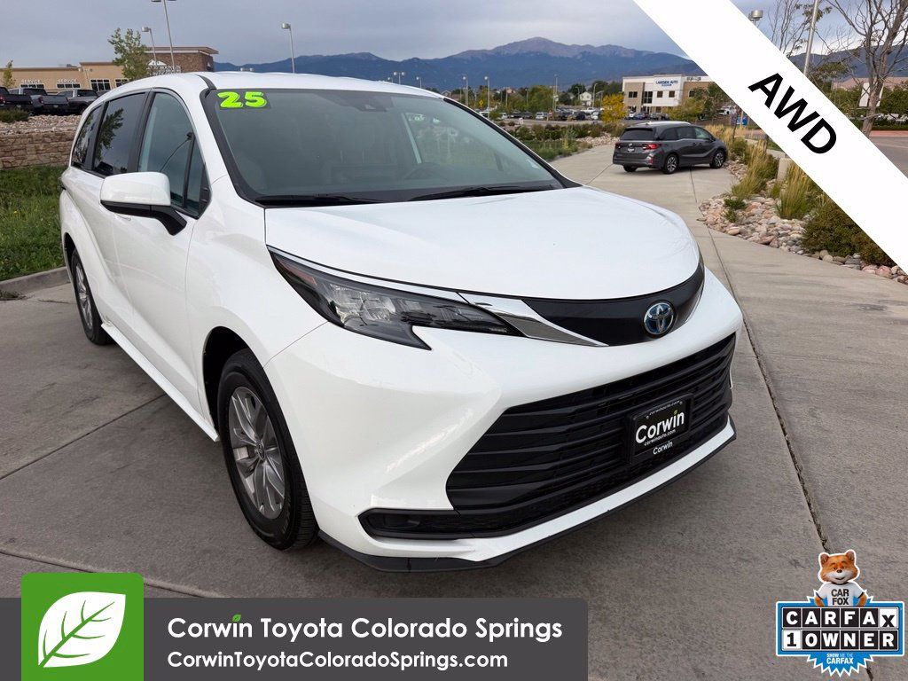 Used 2025 Toyota Sienna LE AWD/4WD 360° Tour