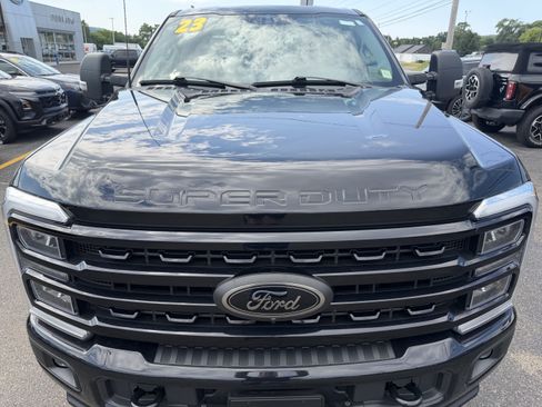 Certified 2023 Ford F250 XLT w/ Black Appearance Package AWD/4WD image 5