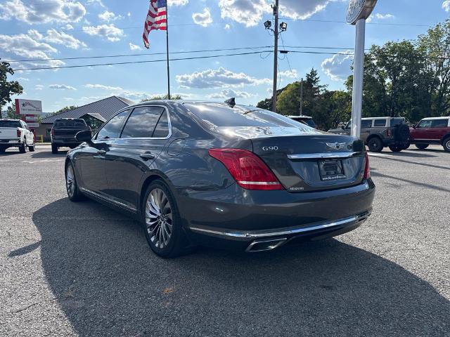 Used 2019 Genesis G90 5.0 Ultimate AWD/4WD image 3