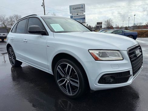 Used 2017 Audi Q5 3.0T Premium Plus w/ Technology Package image 3