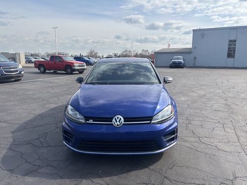 Used 2016 Volkswagen Golf R Base image 3
