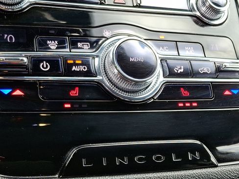 Used 2020 Lincoln Corsair AWD w/ Equipment Group 101A image 26