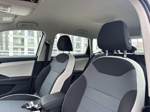 New 2026 Volkswagen Taos S FWD image 15
