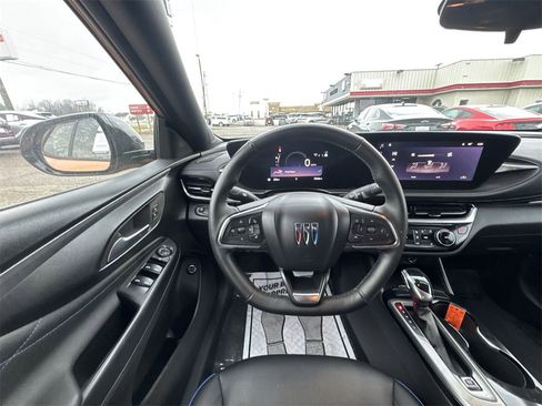 Used 2024 Buick Envista Sport Touring w/ Convenience I Package image 14