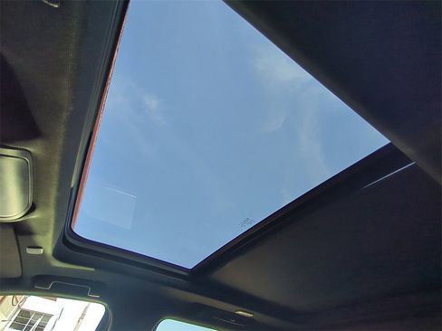 Used 2024 GMC Yukon XL AT4 w/ AT4 Premium Package image 25