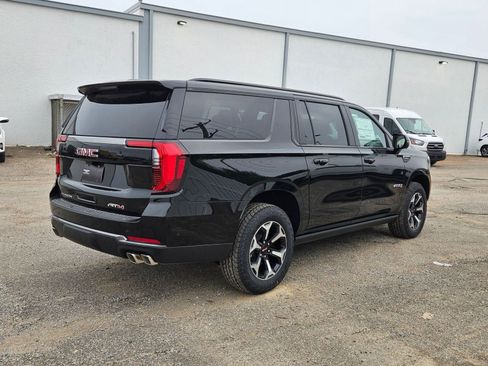 New 2026 GMC Yukon XL AT4 w/ AT4 Premium Plus Package AWD/4WD image 6