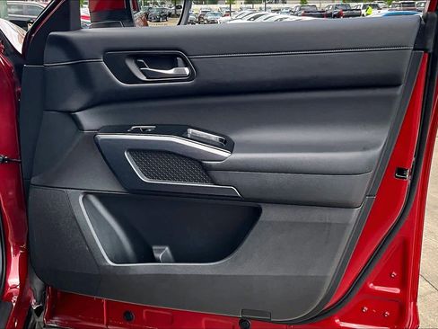 Used 2023 Nissan Pathfinder SL w/ SL Premium Package image 22