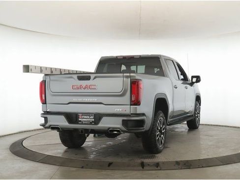 Used 2024 GMC Sierra 1500 AT4 w/ Technology Package image 7