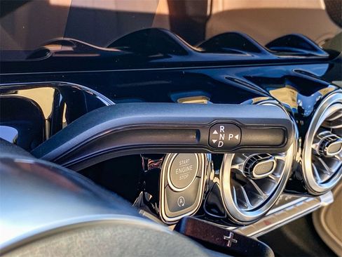 New 2025 Mercedes-Benz GLA 250 4MATIC image 19