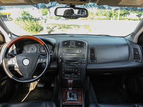 Used 2004 Cadillac SRX AWD/4WD image 12