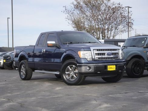 Used 2013 Ford F150 XLT w/ XLT Chrome Pkg image 2