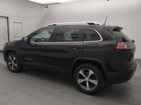 Used 2019 Jeep Cherokee Limited AWD/4WD image 3