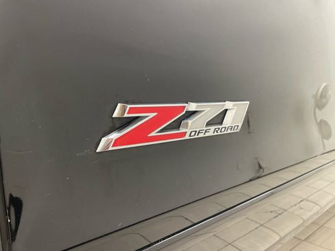 Used 2019 Chevrolet Silverado 1500 LT w/ All Star Edition AWD/4WD image 17