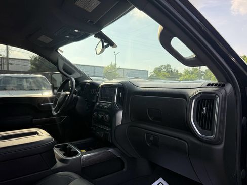 Used 2021 Chevrolet Silverado 2500 LTZ w/ LTZ Convenience Package AWD/4WD image 9