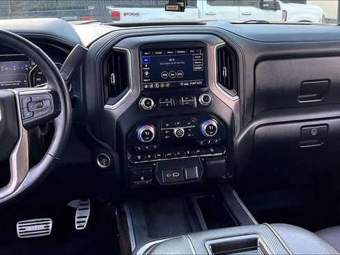 Used 2020 GMC Sierra 2500 Denali w/ Denali Ultimate Package image 10