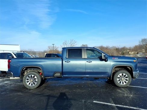 New 2026 Chevrolet Silverado 3500 LT w/ All Star Edition image 2