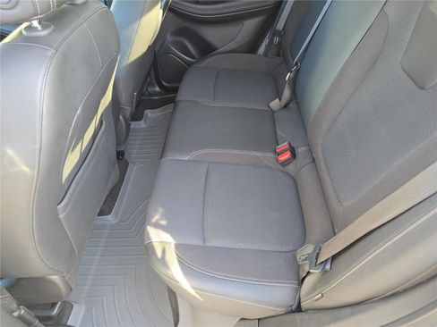 Used 2020 Buick Encore GX Preferred w/ Cold Weather Comfort Package image 15