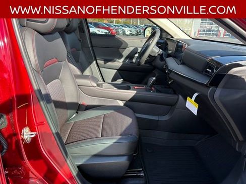 New 2026 Nissan Kicks SR w/ SR Premium Package image 18