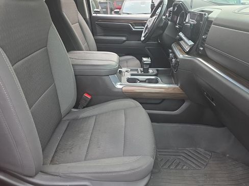 Used 2023 Chevrolet Silverado 1500 RST AWD/4WD image 18