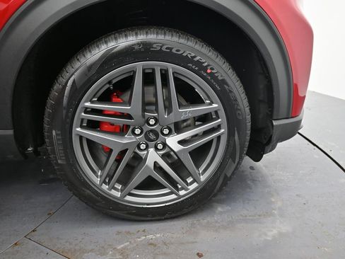 New 2026 Ford Explorer ST-Line w/ ST-Line Street Pack image 33