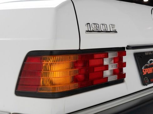Used 1991 Mercedes-Benz 190 E 2.6 image 65